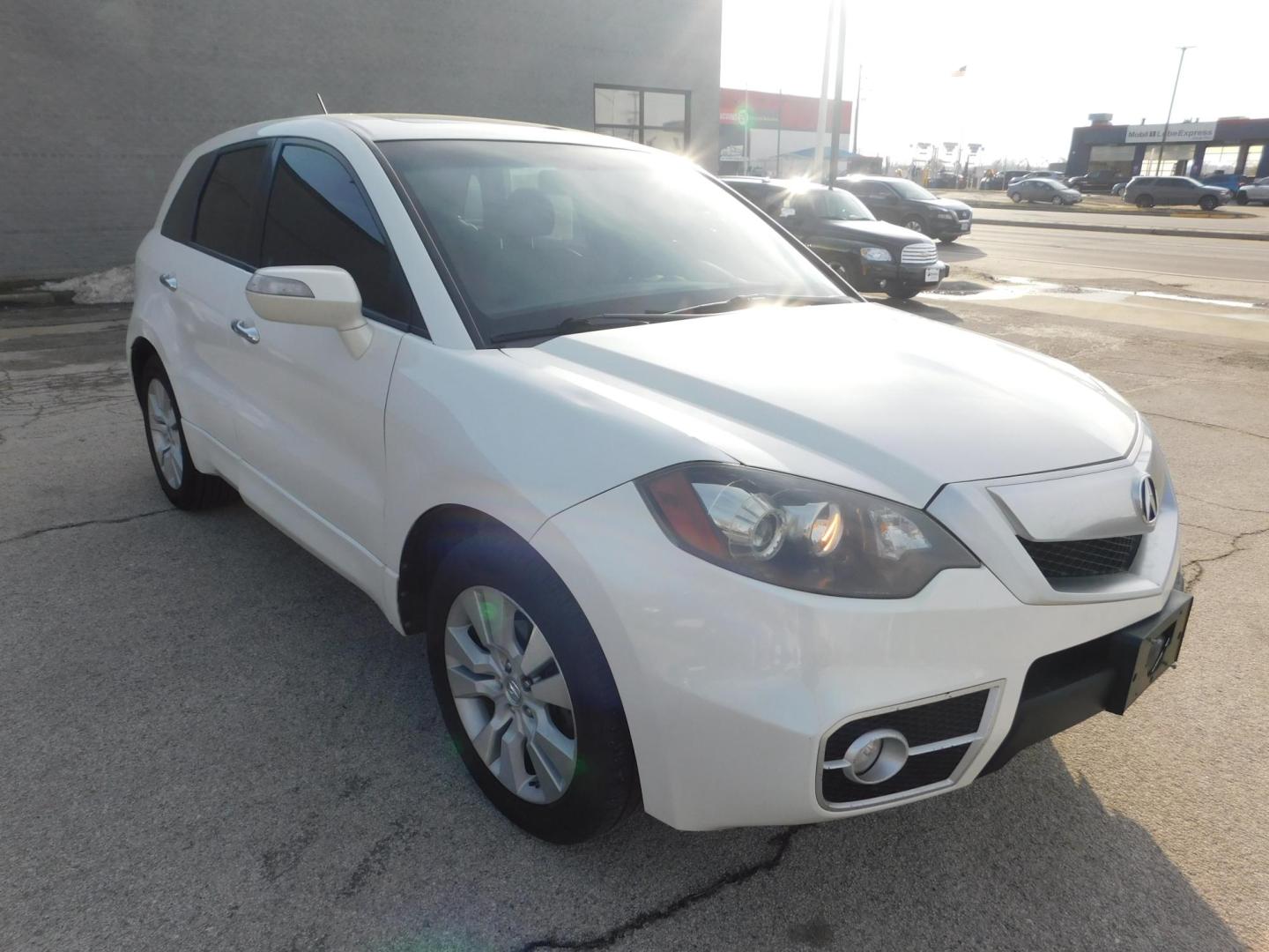 2010 WHITE Acura RDX 5-Spd AT (5J8TB2H2XAA) with an 2.3L L4 DOHC 16V engine, 5-Speed Automatic transmission, located at 2121 Burlington St, North Kansas City, MO, 64116, (816) 556-0707, 39.144707, -94.581978 - Photo#10