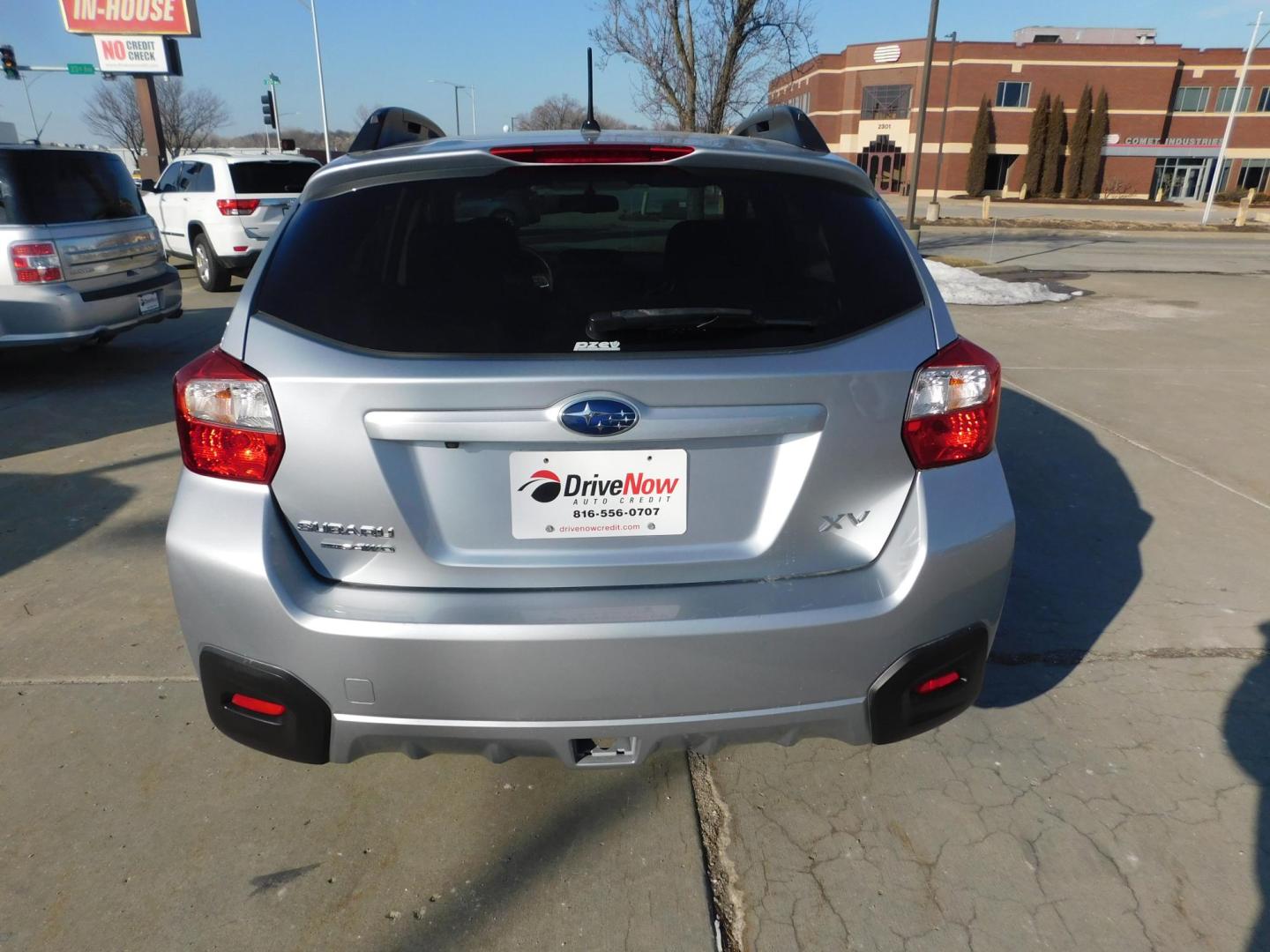 2015 SILVER Subaru XV Crosstrek 2.0 Limited (JF2GPACC5F8) with an 2.0L L4 DOHC 16V engine, Continuously Variable Transmission transmission, located at 2121 Burlington St, North Kansas City, MO, 64116, (816) 556-0707, 39.144707, -94.581978 - Photo#8