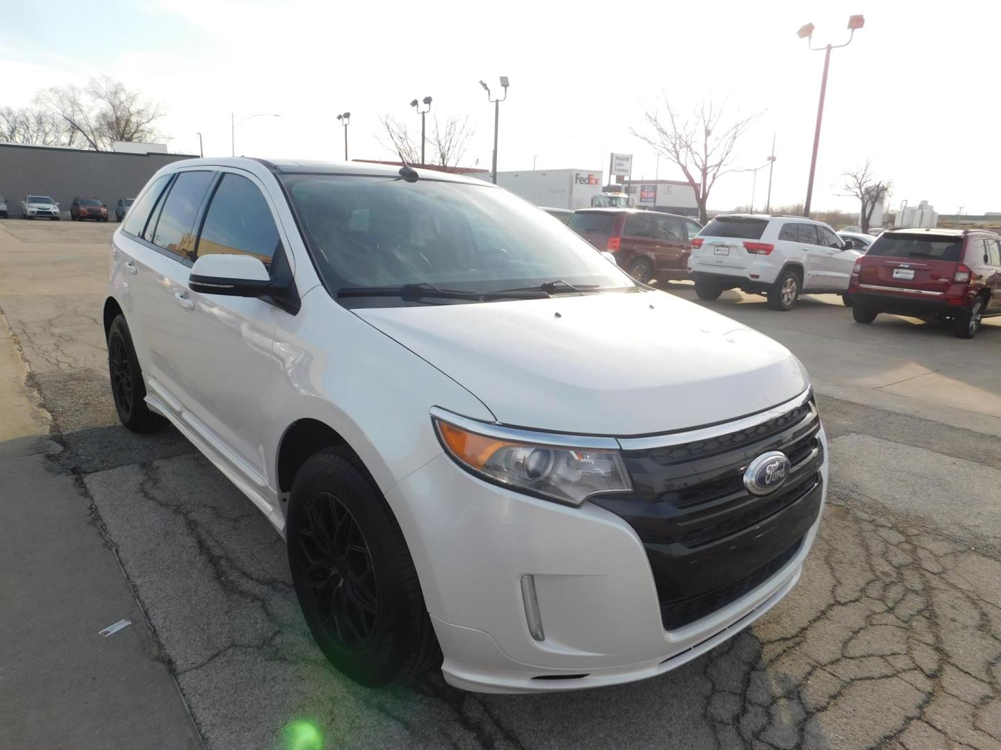 2013 WHITE Ford Edge Sport AWD (2FMDK4AK7DB) with an 3.7L V6 DOHC 24V engine, 6-Speed Automatic transmission, located at 2121 Burlington St, North Kansas City, MO, 64116, (816) 556-0707, 39.144707, -94.581978 - Photo#11