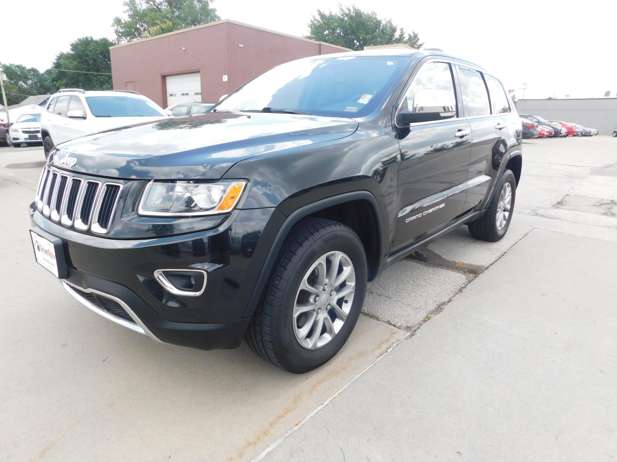 photo of 2015 Jeep Grand Cherokee SPORT UTILITY 4-DR