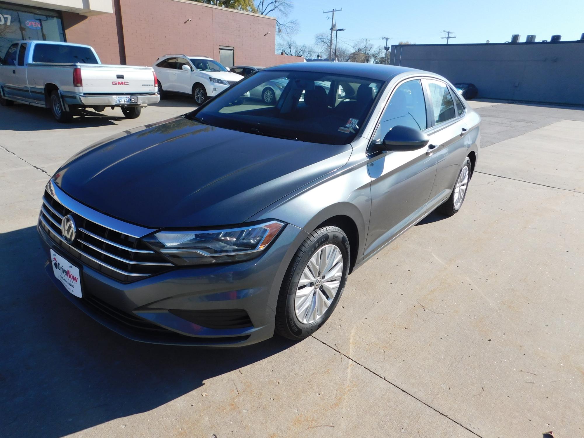 photo of 2019 Volkswagen Jetta 1.4T SE 8A