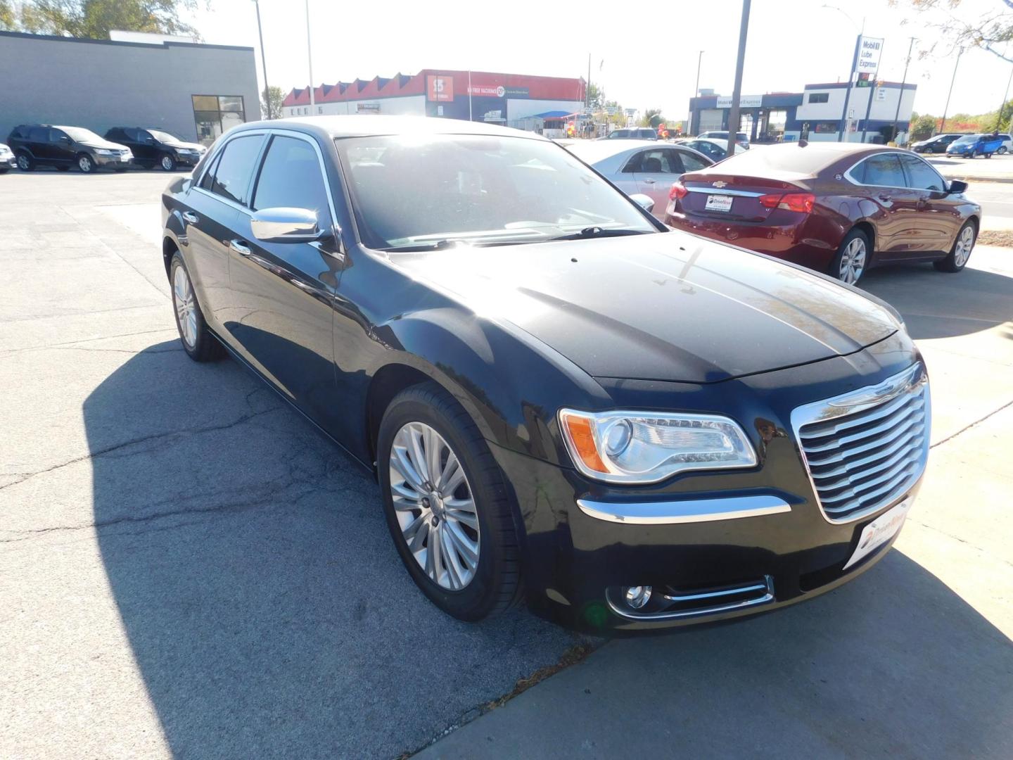 2013 BLACK Chrysler 300 C AWD (2C3CCAKG9DH) with an 3.6L V6 SOHC 24V engine, 5-Speed Automatic transmission, located at 2121 Burlington St, North Kansas City, MO, 64116, (816) 556-0707, 39.144707, -94.581978 - Photo#10