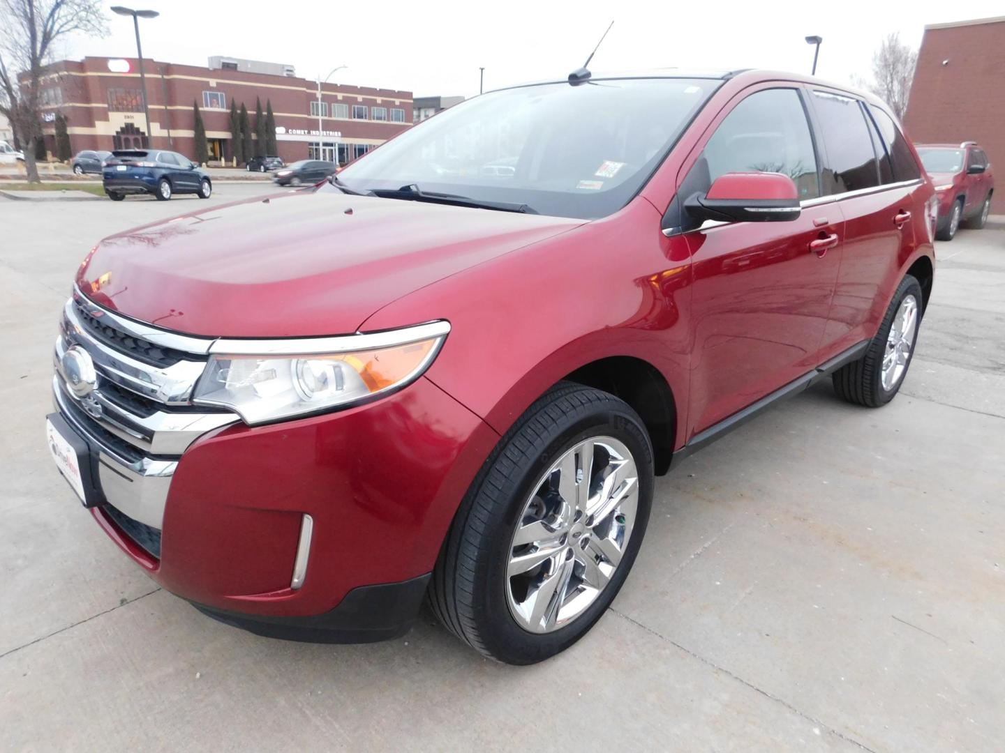 2014 RED Ford Edge Limited AWD (2FMDK4KCXEB) with an 3.5L V6 DOHC 24V engine, 6-Speed Automatic transmission, located at 2121 Burlington St, North Kansas City, MO, 64116, (816) 556-0707, 39.144707, -94.581978 - Photo#0