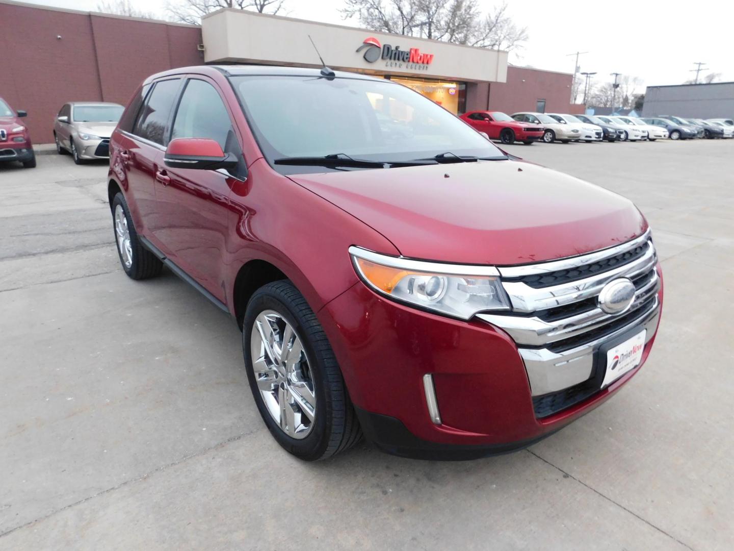 2014 RED Ford Edge Limited AWD (2FMDK4KCXEB) with an 3.5L V6 DOHC 24V engine, 6-Speed Automatic transmission, located at 2121 Burlington St, North Kansas City, MO, 64116, (816) 556-0707, 39.144707, -94.581978 - Photo#10