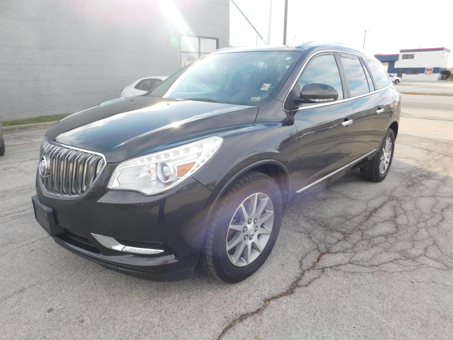 2016 BLACK Buick Enclave Leather AWD (5GAKVBKD4GJ) with an 3.6L V6 DOHC 24V engine, 6-Speed Automatic Overdrive transmission, located at 2121 Burlington St, North Kansas City, MO, 64116, (816) 556-0707, 39.144707, -94.581978 - Photo#0