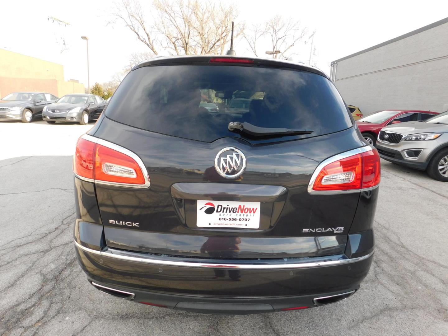 2016 BLACK Buick Enclave Leather AWD (5GAKVBKD4GJ) with an 3.6L V6 DOHC 24V engine, 6-Speed Automatic Overdrive transmission, located at 2121 Burlington St, North Kansas City, MO, 64116, (816) 556-0707, 39.144707, -94.581978 - Photo#12