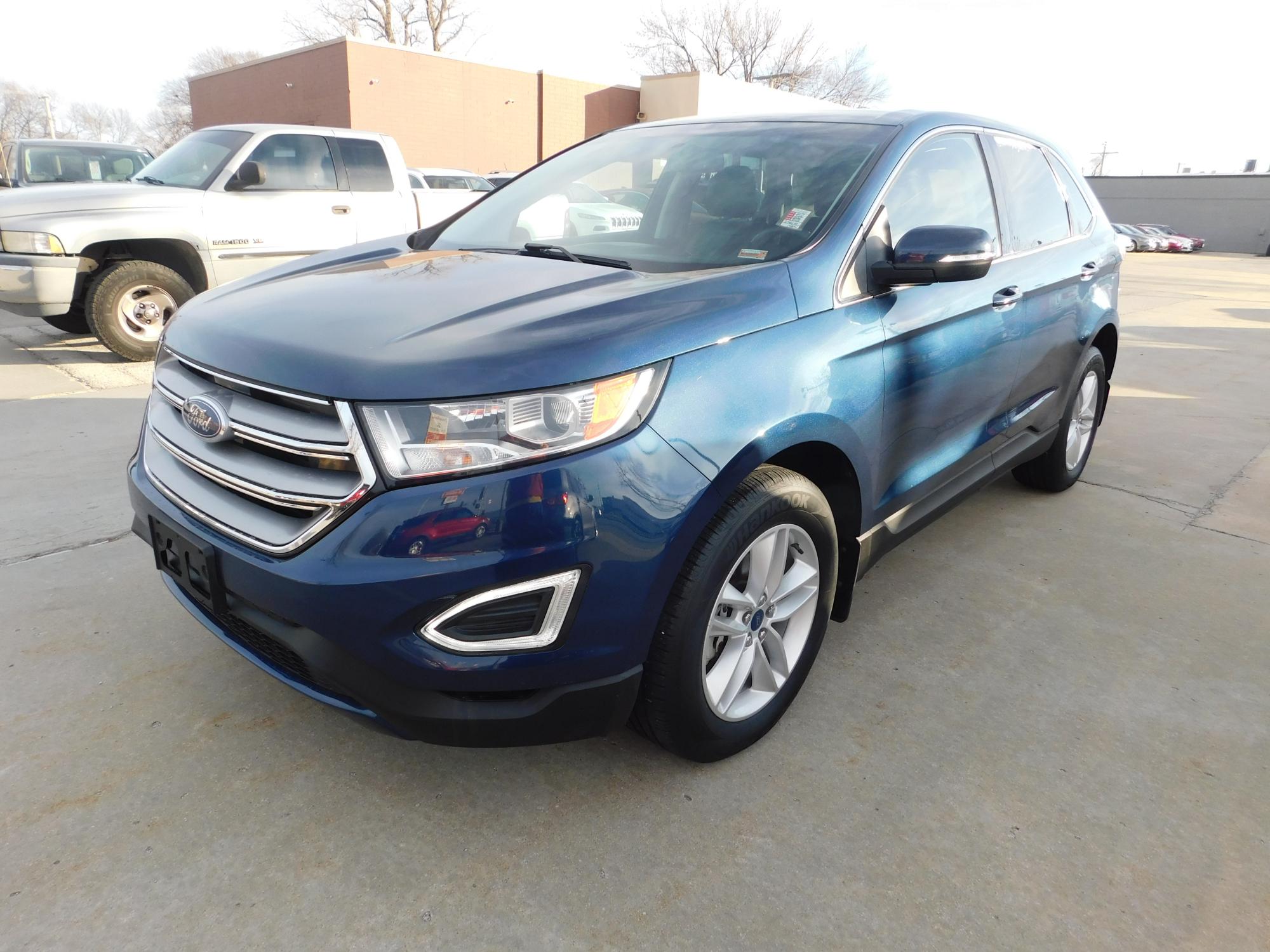 photo of 2017 Ford Edge SEL FWD