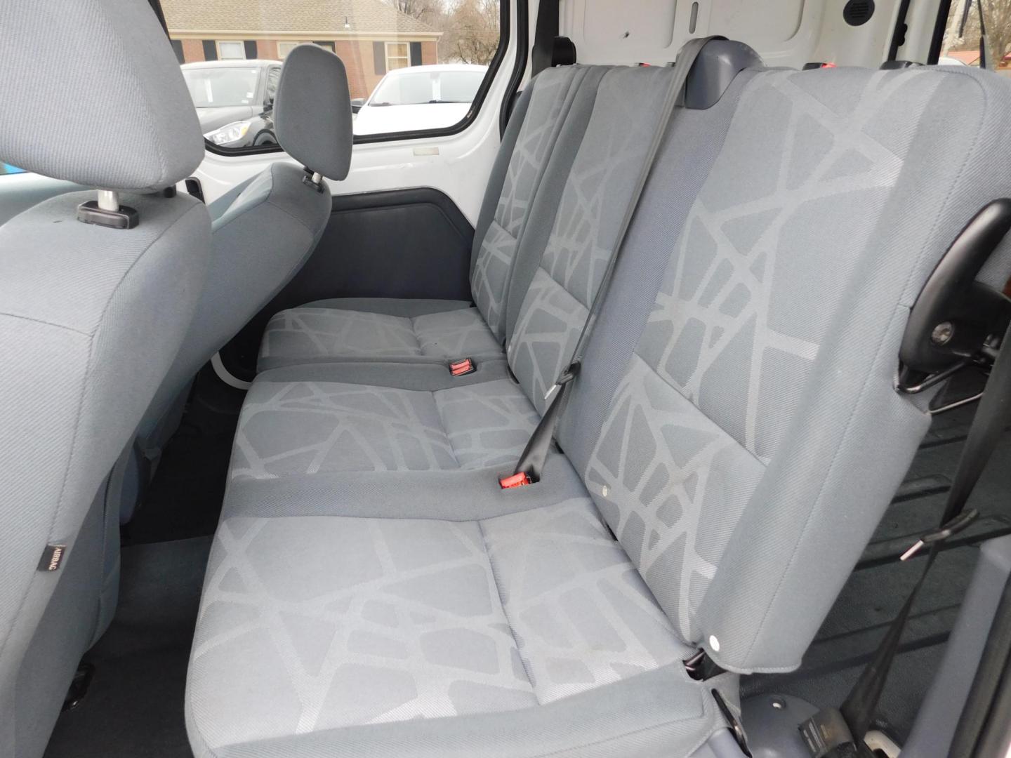 2012 WHITE Ford Transit Connect XLT Wagon (NM0KS9BN2CT) with an 2.0L L4 DOHC 16V engine, 4-Speed Automatic transmission, located at 2121 Burlington St, North Kansas City, MO, 64116, (816) 556-0707, 39.144707, -94.581978 - Photo#5