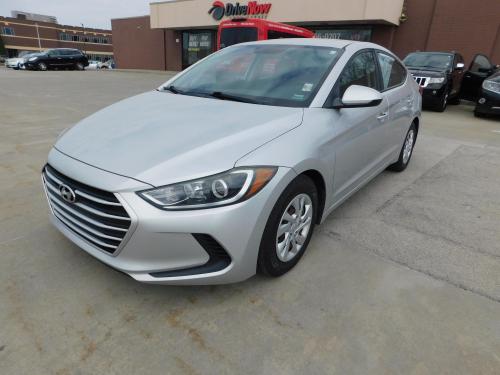 2017 Hyundai Elantra SE 6AT
